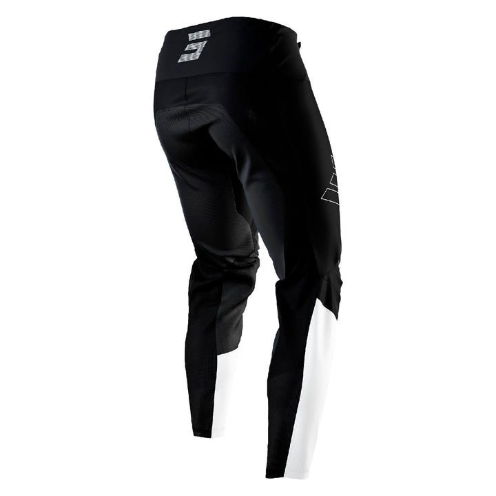 calcas-contact-shelly-back