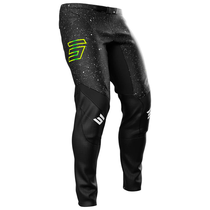 calcas-shot-contact-art-preto-right